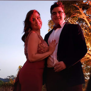 Meet your Posher, Cesar